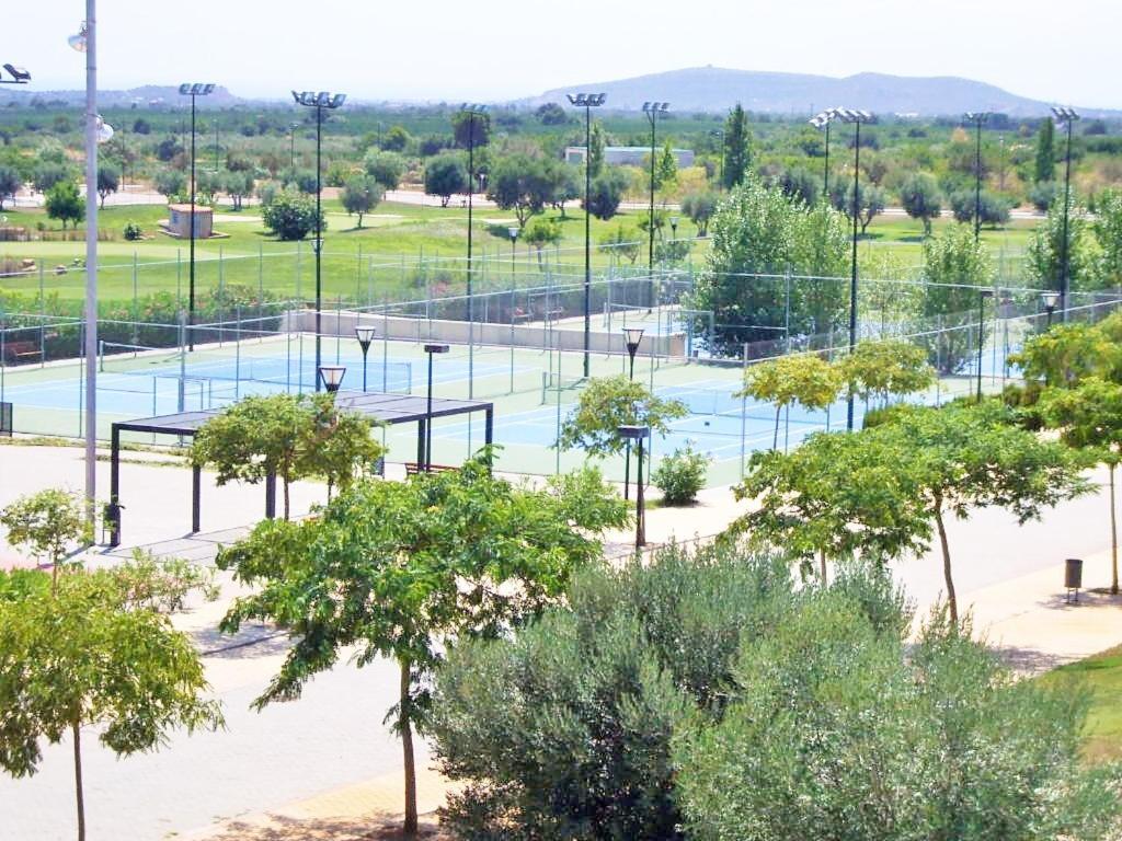 Espectacular Chalet Adosado Para Vacaciones En Panoramica Golf Sant Jordi Exteriér fotografie