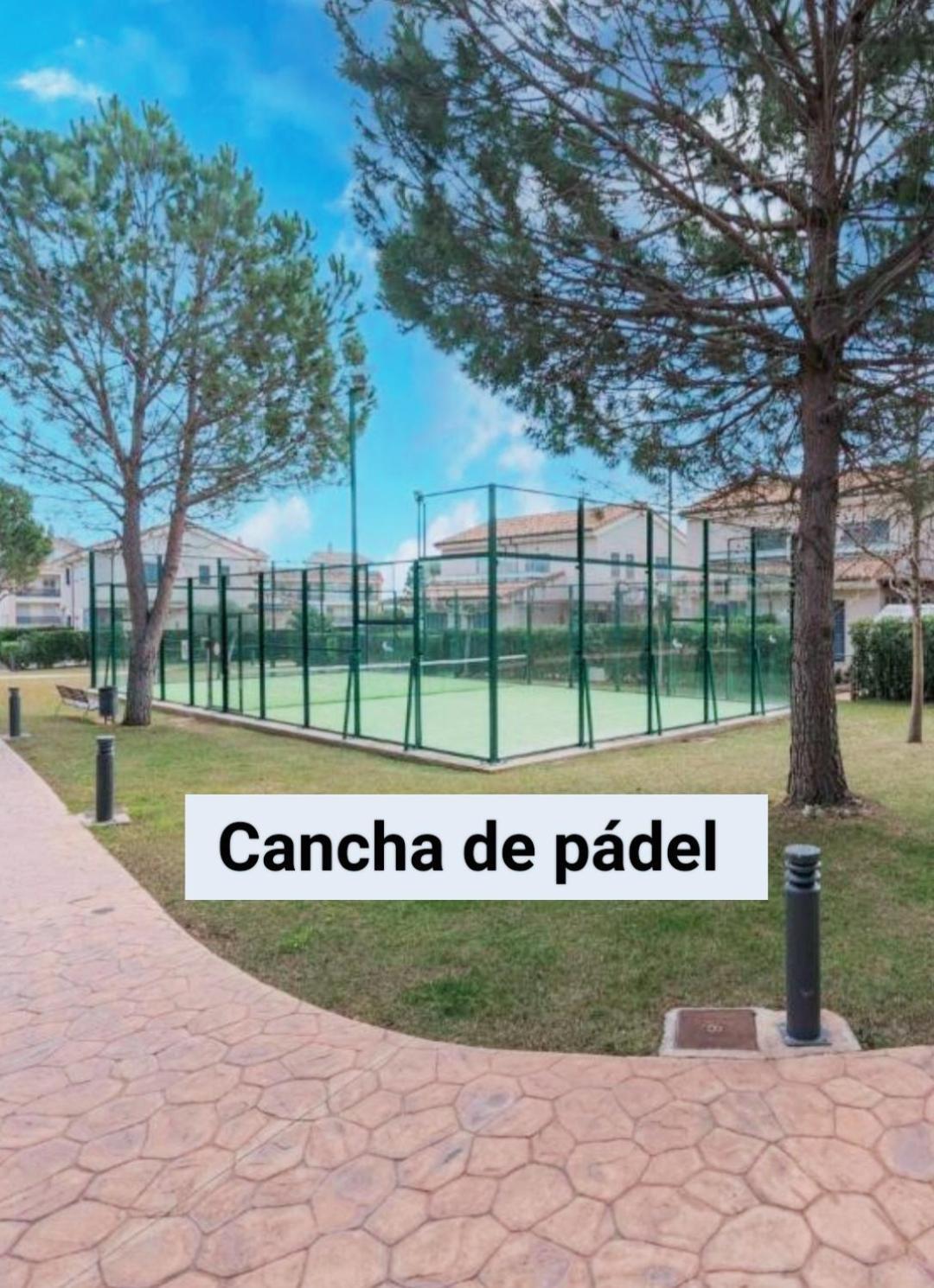 Espectacular Chalet Adosado Para Vacaciones En Panoramica Golf Sant Jordi Exteriér fotografie